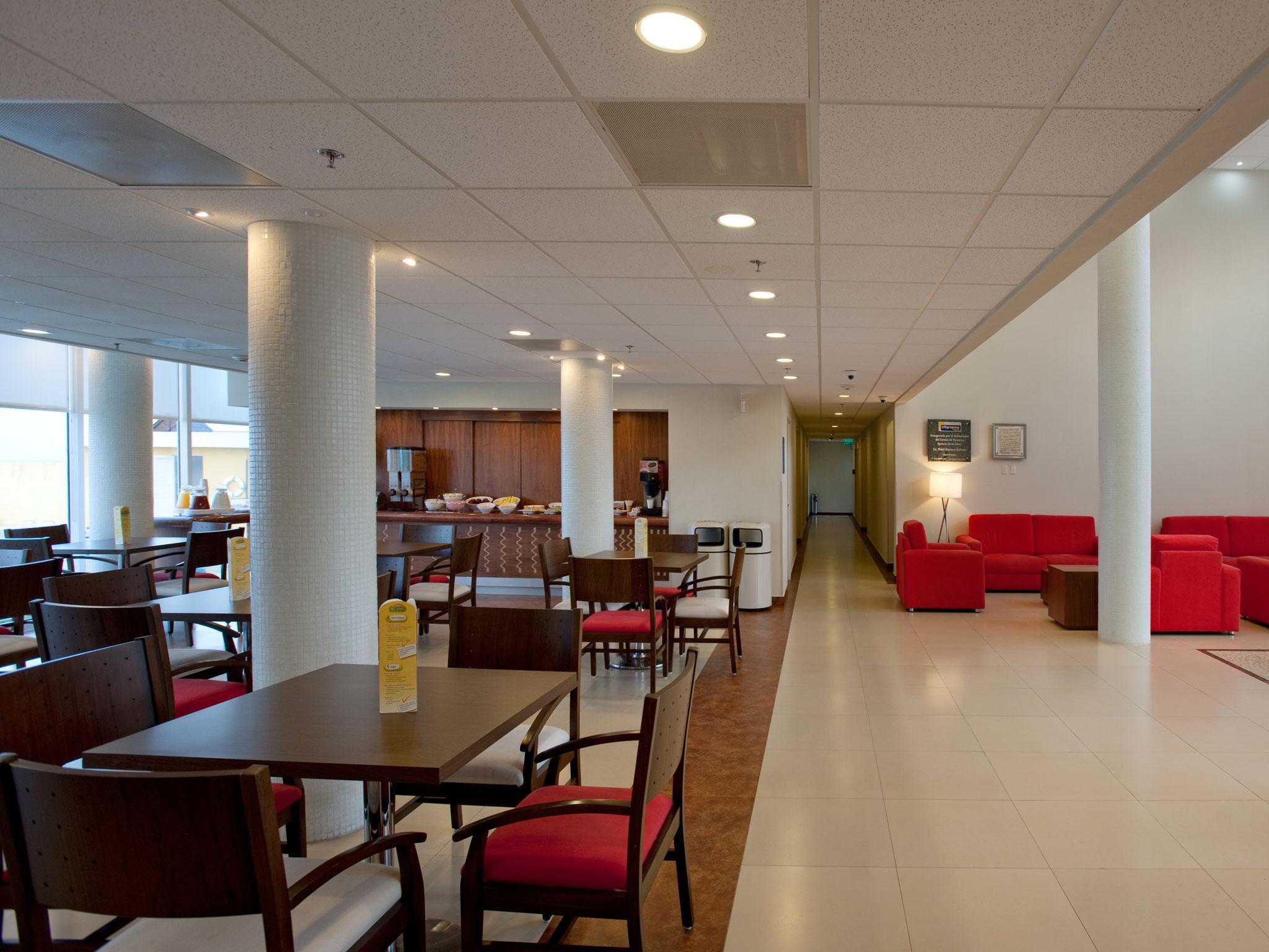 Express By Marriott Hotel