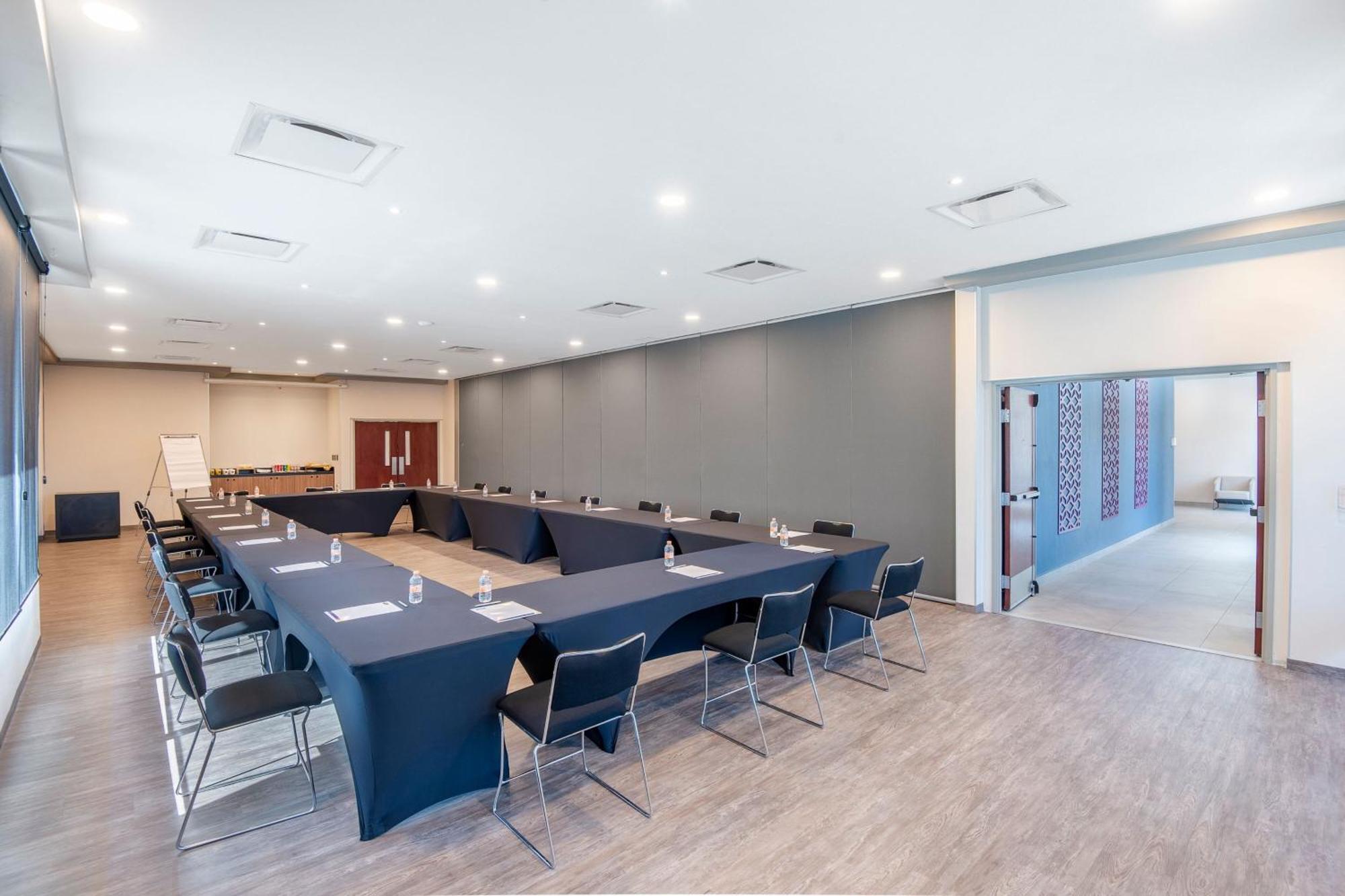 Hotel Express By Marriott 4*